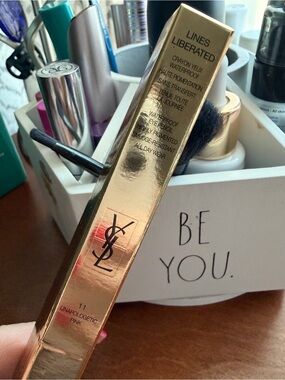 Yves Saint Laurent Lines Liberated Waterproof Eye Crayon - Unapologetic Pink